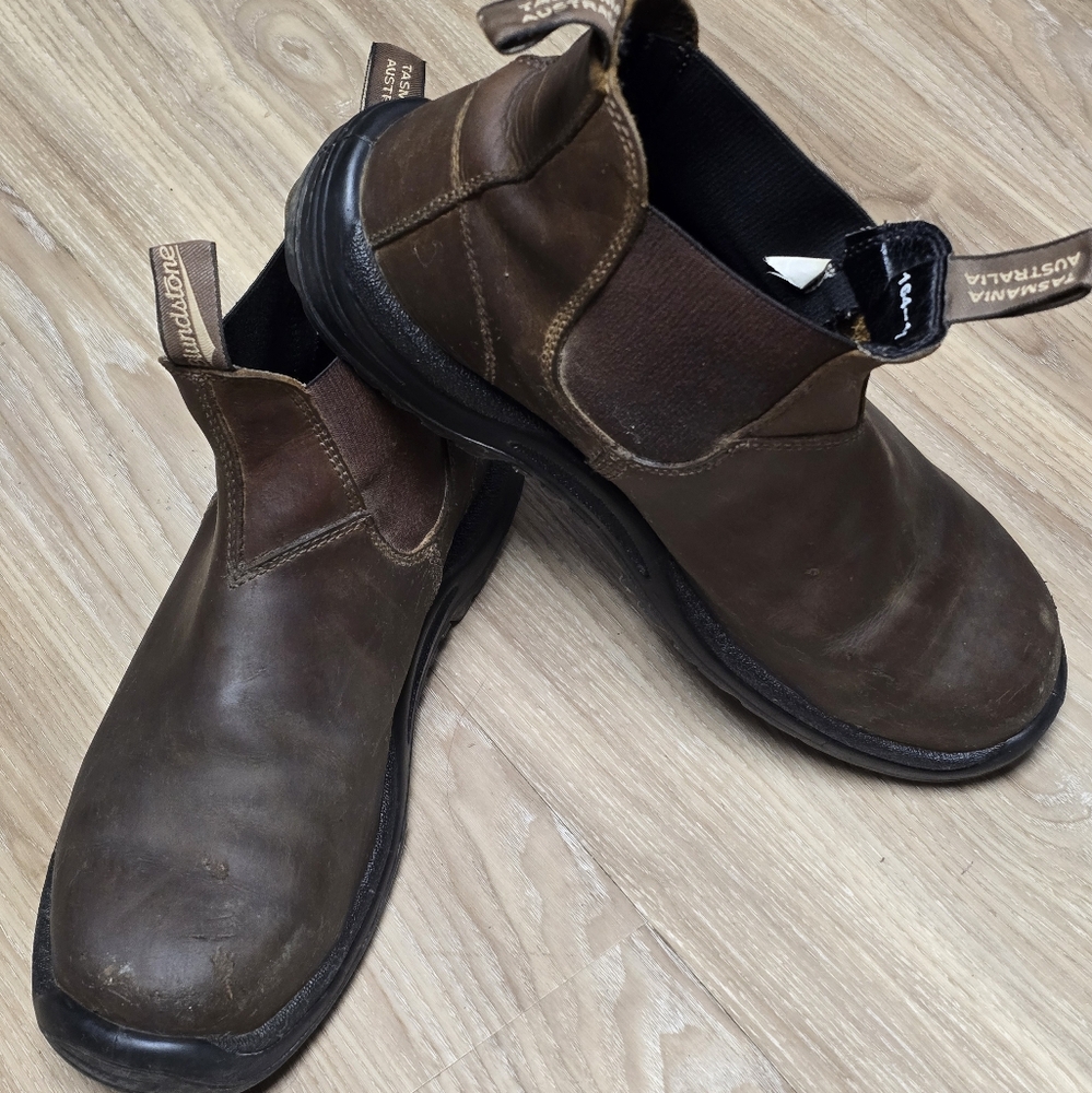 Blundstone Men's Brown Leather Work Boots - Composite Toe